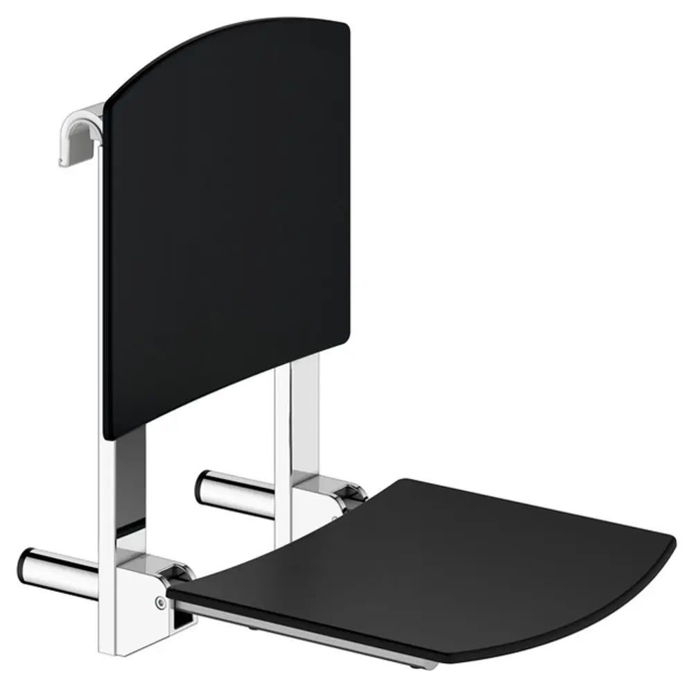 Klappsitz zum Einhängen aus schwarzem Material mit verchromten Halterungen, hergestellt von Keuco. Der Sitz ist zusammenklappbar und bietet eine platzsparende Lösung.